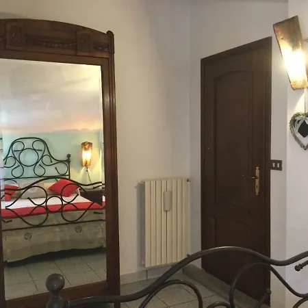 Casa Del Vecchio Carro Apartment *